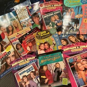 Mary-Kate and Ashley BOOK Collection + extras